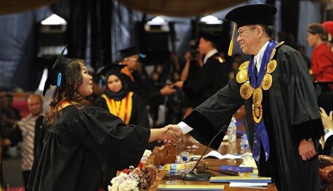 Skripsi 1000 Halaman